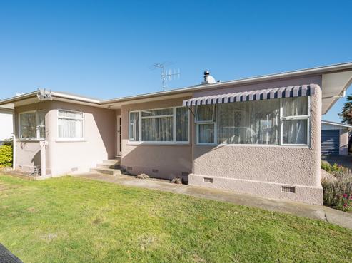4 Barnicoat Place, Richmond