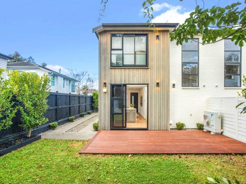 43C Empire Road, Epsom