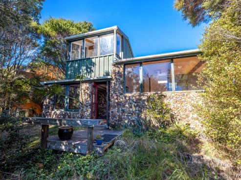 30 Hekerua Road, Oneroa