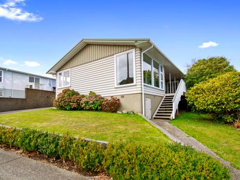 252 Dowse Drive, Maungaraki