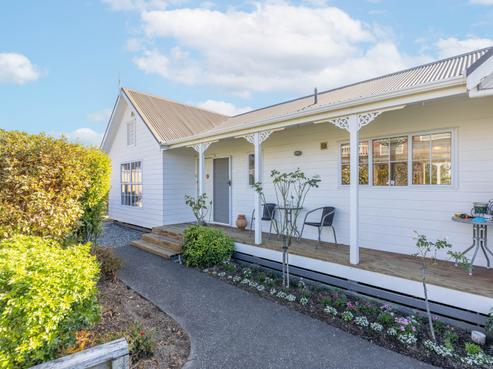 15A Puriri Street, Hilltop