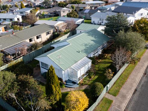 67 Arundel Crescent, Strathern