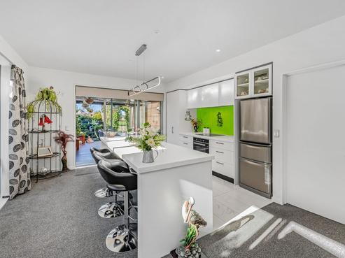 16 Cellars Way, Yaldhurst
