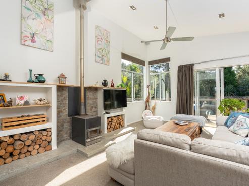 49 Lamb Road, Parua Bay