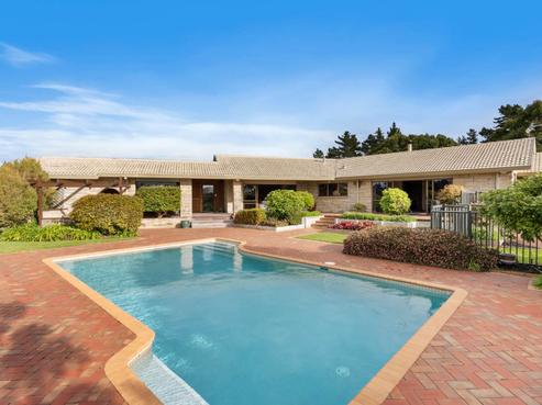 11 Gleeson Road, Pollok