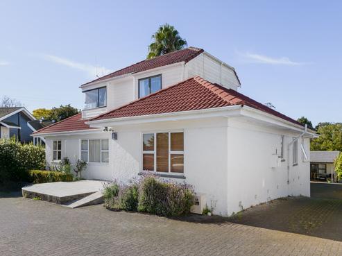 218 Hillcrest Road, Hillcrest