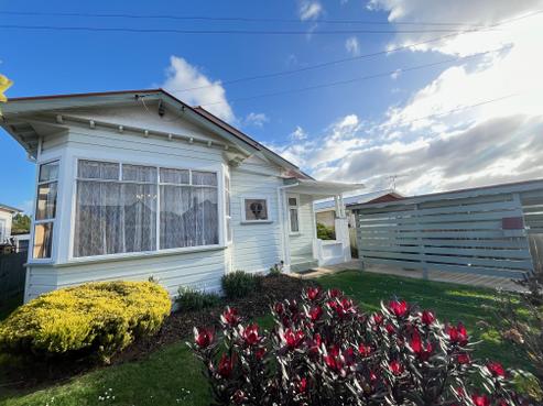 74 Grove Street, Saint Kilda