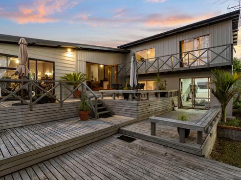 438 Beach Road, Murrays Bay