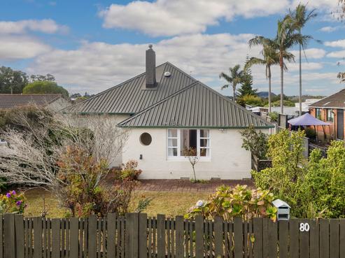 80 Carrington Road, Mount Albert
