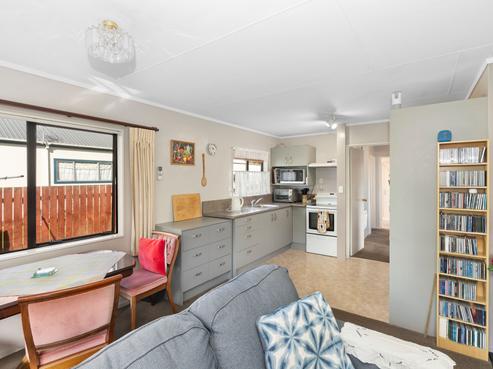 24A Perth Street, Levin