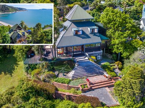 29 Ferry Road, Days Bay