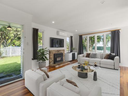 6 Grainger Road, Te Atatu South