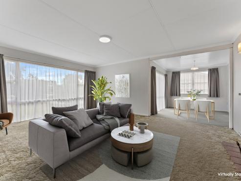 12 Pinedale Parade, Milson