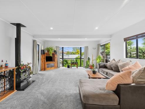 2/100 Cambria Street, The Wood