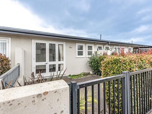 9/38 Alma Road, Gonville