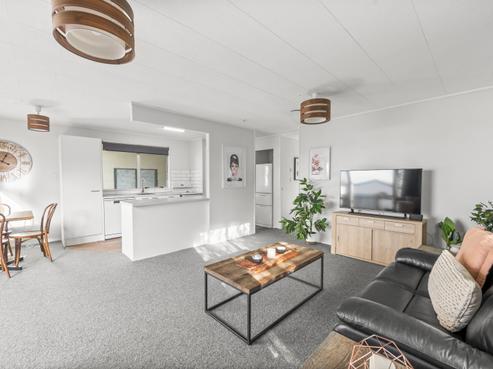 2/183 Guppy Road, Taradale
