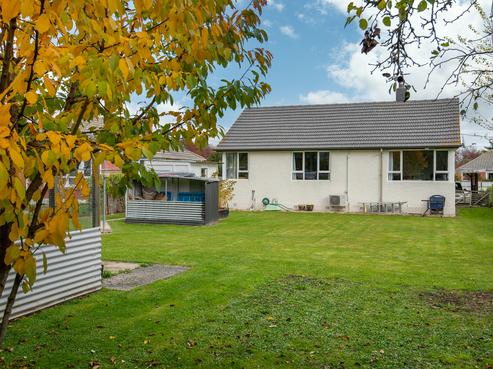 12 Oban Street, Mosgiel