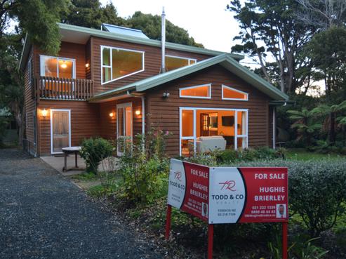 33 Rakiura Parade, Otatara