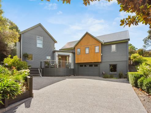 2 Fiesta Grove, Raumati Beach