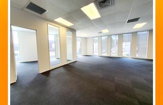 Top Floor Premises in Eden Tce/Kingsland