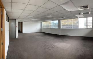 Convenient Ground Floor Office | 188m2 | Takapuna