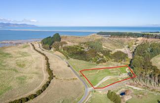 3626A Western Lake Road, Featherston