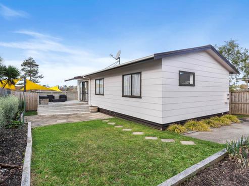 2/60 Elliot Street, Howick