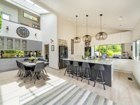 49D Hill Road, Belmont