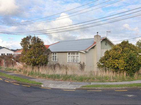 5 Gorton Street, Bulls