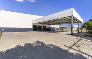 High-stud, A-grade warehouse facility in Wiri