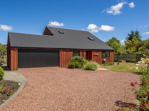 16 Devon Crescent, Darfield