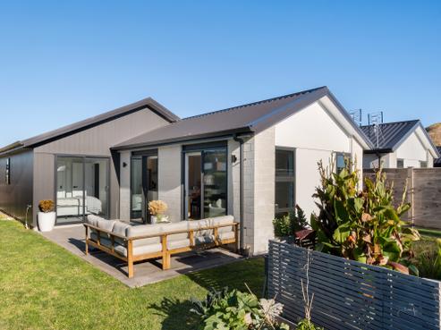 23 Sponge Bay Road, Tamarau