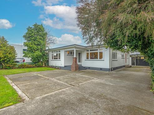 5 Featherston Street, Takaro