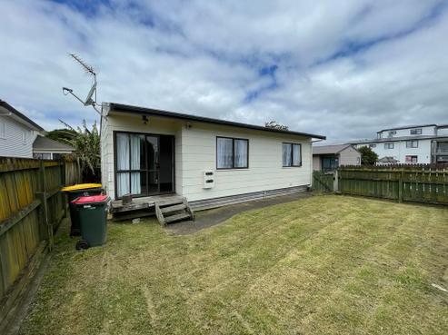 1/34 Great South Road, Manurewa