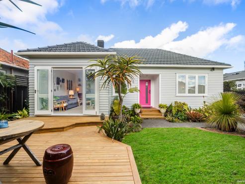 42 Springleigh Avenue, Mount Albert