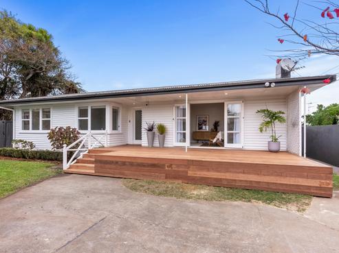 1/104 Beach Road, Pahurehure