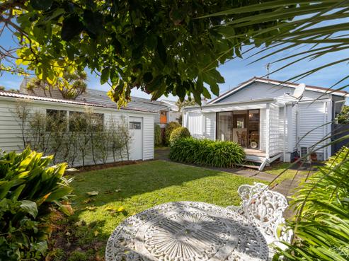 11 Jessie Street, Petone