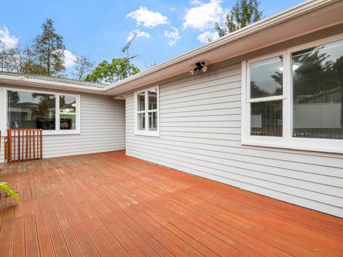 65 Lauderdale Road, Birkdale