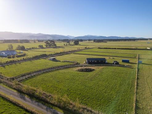 90 Settlement Road, Greytown