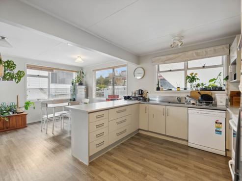2/86 Tamatea Road, Taupo