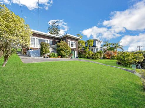 29 Braemar Road, Rothesay Bay