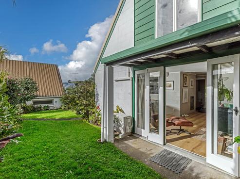 5/53 Vauxhall Road, Devonport