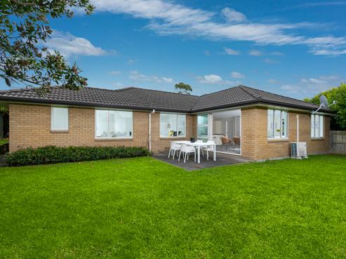 9 Bonny Crescent, Massey