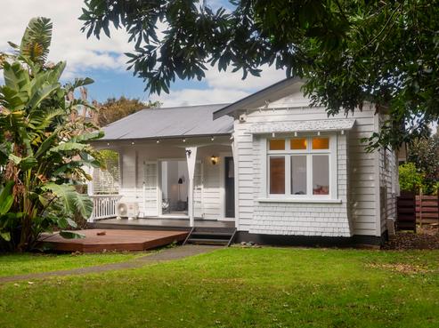 1/110 Owairaka Avenue, Mount Albert