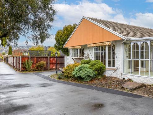 57 Roberta Drive, Somerfield