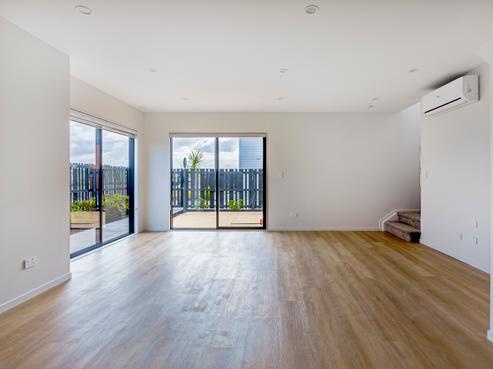 6/3 Pinefield Road, Whenuapai
