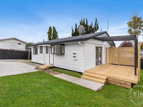 2/63 Redcrest Avenue, Red Hill