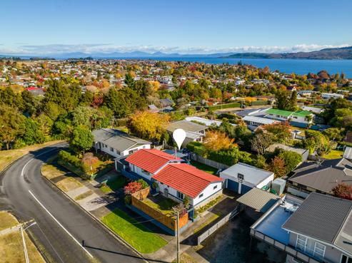 4 Arrowsmith Avenue, Waipahihi