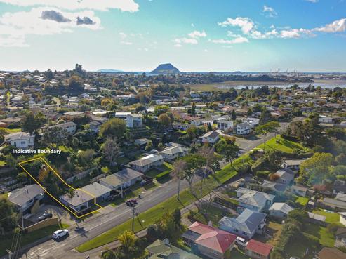 16 Kingswood Road, Brookfield