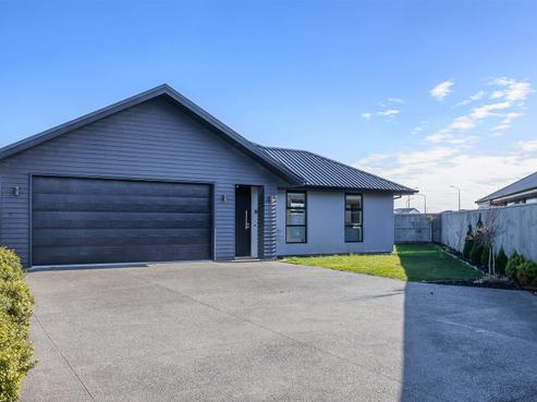 36 Four Peaks Drive, Aidanfield